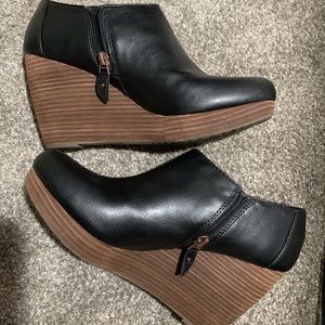 Wedge booties
